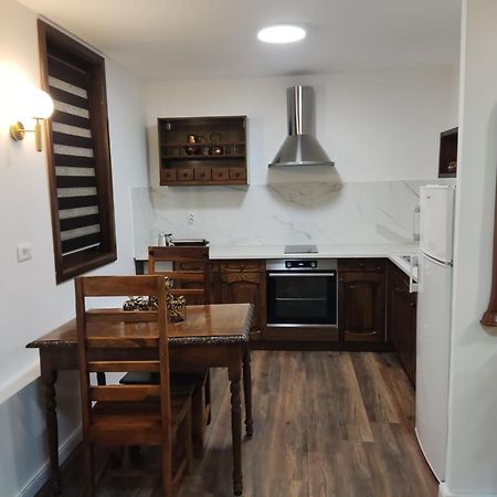 Jovevi Apartments Ohrid Bagian luar foto