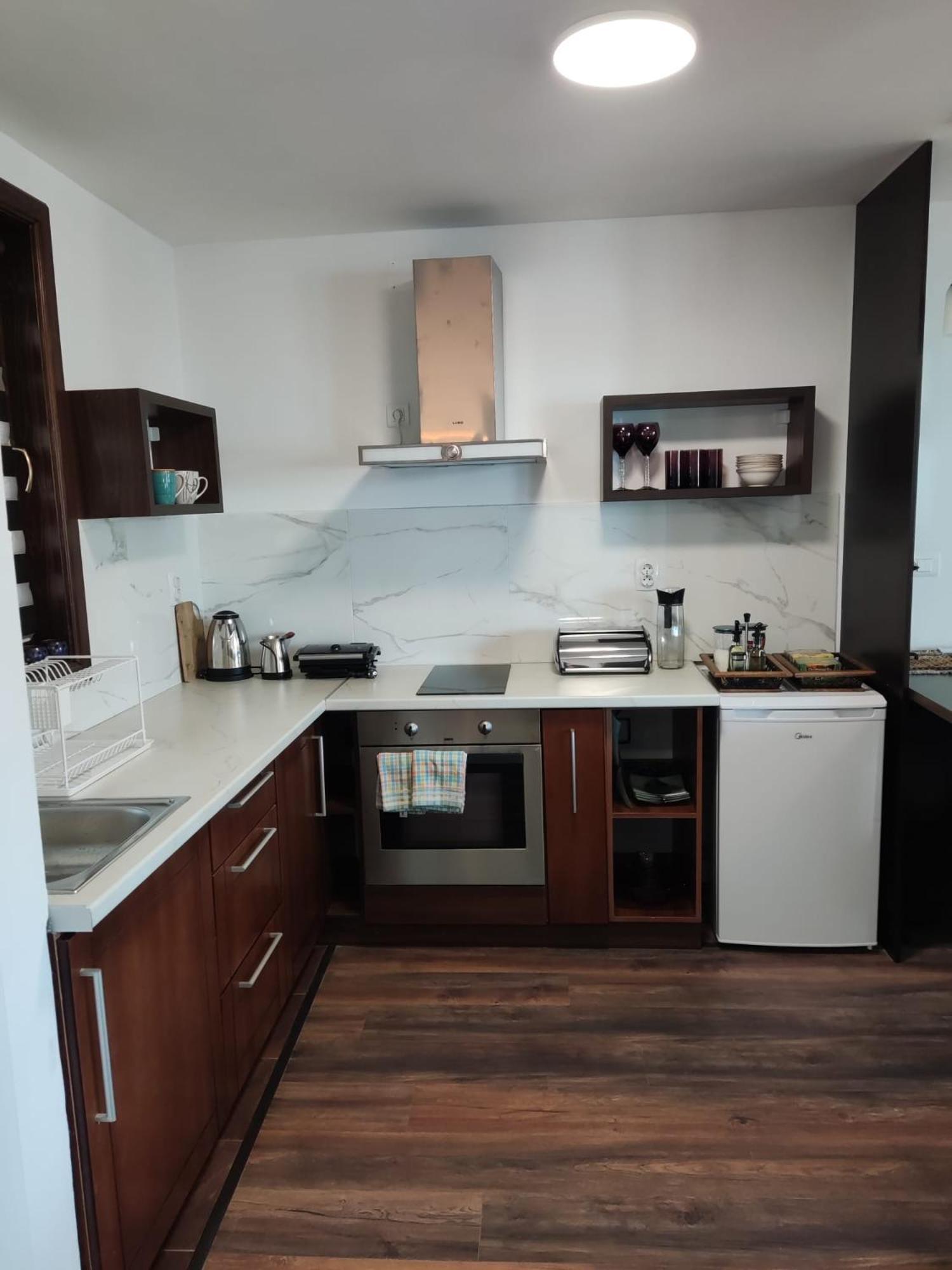 Jovevi Apartments Ohrid Bagian luar foto